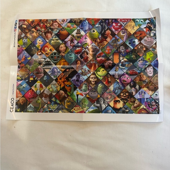 Disney Pixar 2000-Piece Jigsaw puzzle BAG OF PUZZLE PIECES NEVER OPENED NIB - Picture 7 of 13